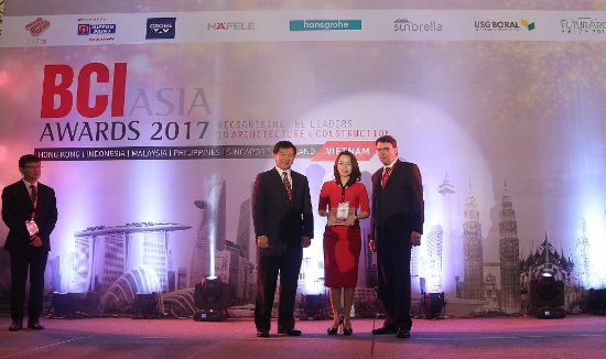 FLC lập cú “hat-trick” giải thưởng quốc tế ảnh 2